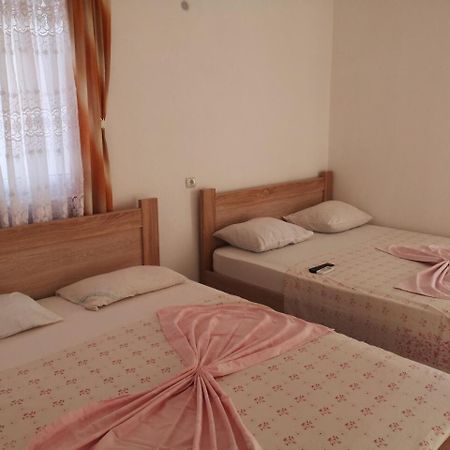 Apartments Daris Ulcinj Quarto foto